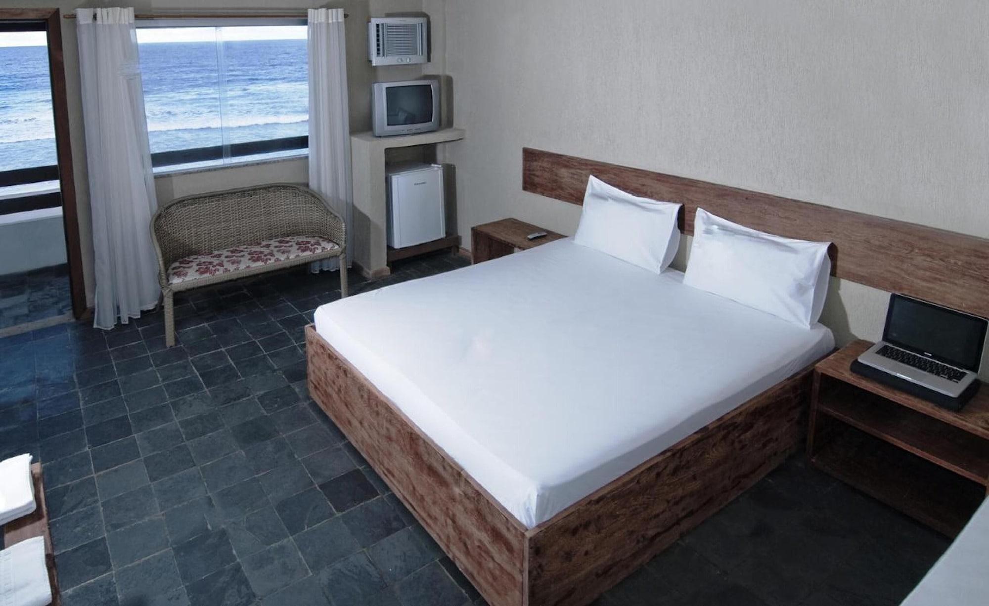 Oyo Hotel Arembepe Beach Hotel, Camacari Bagian luar foto