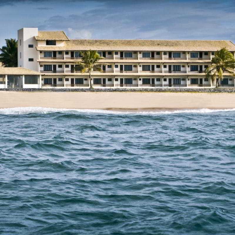 Oyo Hotel Arembepe Beach Hotel, Camacari Bagian luar foto